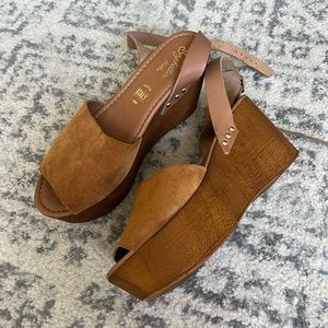 70s inspired sandals